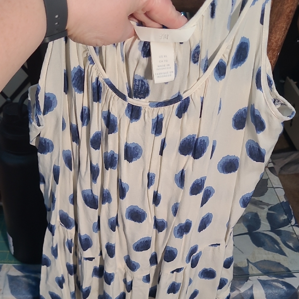 Last Call Free With Sale H&M Ivory and Navy Floral Top